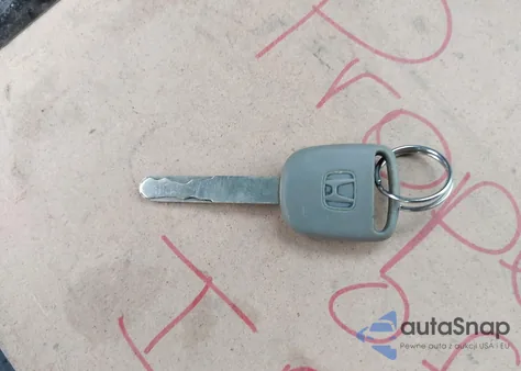 2006 Honda Odyssey Lx from USA, damaged, VIN 5FNRL38296B060861